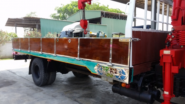 ขายรถบรรทุก 6 ล้อ