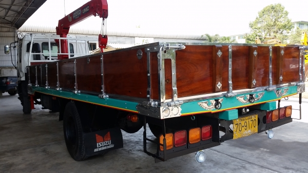 ขายรถบรรทุก 6 ล้อ