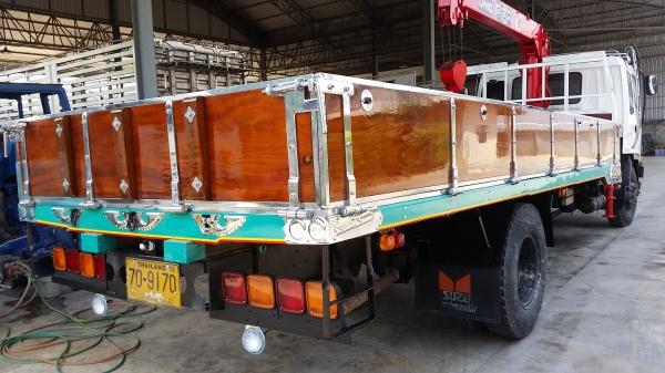 ขายรถบรรทุก 6 ล้อ