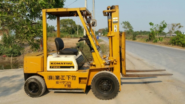ขายด่วนรถยกKOMATSU FG23-8ยก2.5ตันเสาสูง3เมตรยางตัน4เส้นรถนอกนำเข้ายังไม่เคยใช้งานในเมืองไทยเลย