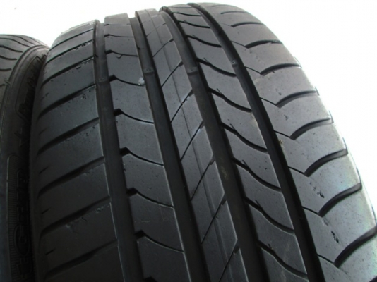 ขายยาง GOODYEAR EFFICIENTGRIP 225-45-18 (1คู่)