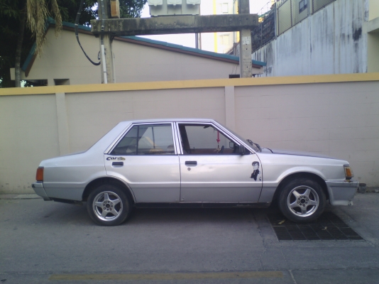 ประกาศขายรถเก๋งยี่ห้อมิตซูบิชิ โคลท์ ปี1981/2524 ราคาไม่แพงครับ เล่มทะเบียนพร้อมโอนครับ