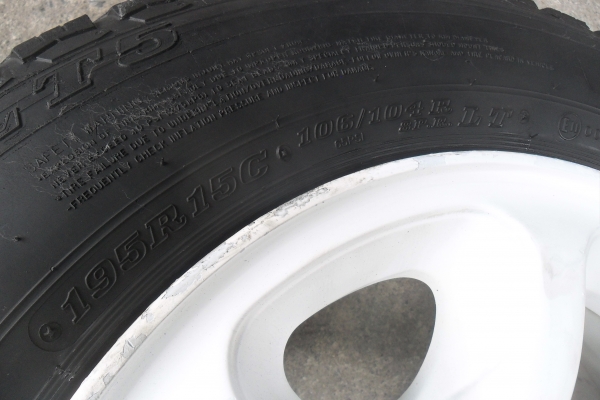 ล้อแม็ก15นิ้ว6รู พร้อมยาง สวยๆ 4 ล้อ ราคา 6700 บาท ล้อแม็ก15นิ้ว6รู พร้อมยาง สวยๆ 4 ล้อ ราคา 6700 บาท