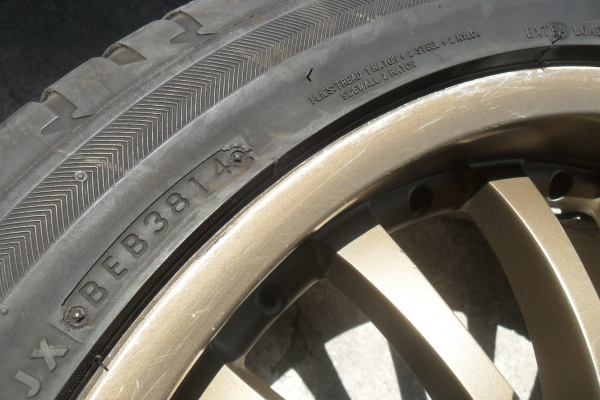 ล้อแม็ก18นิ้ว5รู114 พร้อมยาง สวยๆ 4 ล้อ ราคา 7900 บาท ล้อแม็ก18นิ้ว5รู114 พร้อมยาง สวยๆ 4 ล้อ ราคา 7900 บาท