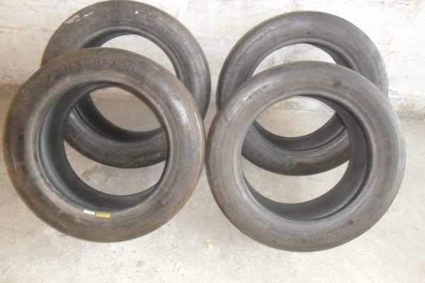 ยาง SILVERSTONE 19/58-15 สวยๆ 4 เส้น ราคา 3500 บาท