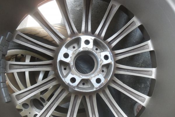 ล้อแม็ก18นิ้ว5รุ114 พร้อมยาง สวยๆ 4 ล้อ ราคา 7900 บาท ล้อแม็ก18นิ้ว5รุ114 พร้อมยาง สวยๆ 4 ล้อ ราคา 7900 บาท