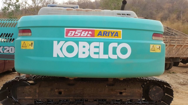 SK200-8 supper สภาพ 9000 ชั่วโมง