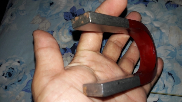 ขายแม่เหล็กเกือกม้าญี่ปุ่น