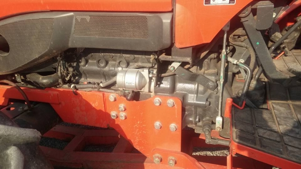 L4708 +ใบมีด รถปี 2556 / 772 ชั่วโมงงาน