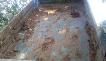 NISSAN UD 150 HP PD6 หกล้อดั๊มพ์ กระบะดั๊มพ์เหล็ก 5 ตันความยาว 3.60 เมตรสวยสภาพดีสุดๆพร้อมบรรทุกได้เลยครับ เครื่องยนต์แน่นดีแรงดีเดิมๆ ภายในห้องเก๋งคอนโซลสวยครบ แอร์เย็น พวงมาลัยเพาเวอร์ ช่วงล่างแน่นคัชซีสวยเดิมไม่มีบวม ยางสภาพเหมือนใหม่ทั้ง 6 เส้น เอกสาร