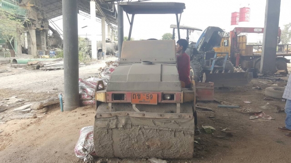 ขาย รถบดสั่นสะเทือนขนาดเล็ก DYNAPAC CC142 เอกสารเล่มทะเบียนครบ รถใช้งานอยู่ครับ ขาย รถบดสั่นสะเทือนขนาดเล็ก DYNAPAC CC142 เอกสารเล่มทะเบียนครบ รถใช้งานอยู่ครับ