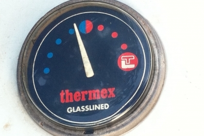 เครื่องทำน้ำอุ่นแบบต้มเก็บไว้ในถัง THERMAX ของอิตาลิที่บุฉนวนกันความร้อนออกกินไฟแค่ 2400W..เก็บน้ำได้ 200 ลิตร