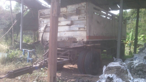 ขายด่วนหางพ่วงดั้ม2เพลาสภาพพร้อมใช้งานครั้ชซีสวยราคาถูก