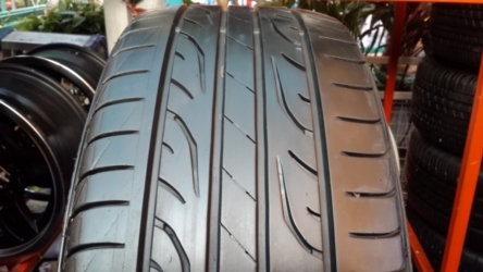 ขายยาง215/45/17 ยาง DUNLOP SP SPORT  LM 704 ปี 13 ( 4เส้น )