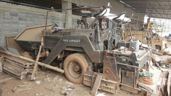 ขาย รถปูยาง NFW230 สภาพใช้งานได้ปกติ เอกสารใบซื้อขาย