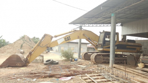 ขาย แบคโฮ CAT 330 สภาพสวยพร้อมใช้งาน เครื่องแน่นไม่หลวม ช่วงล่างดี ไฟฟ้าครบ เอกสารเล่มทะเบียนครบ ขาย แบคโฮ CAT 330 สภาพสวยพร้อมใช้งาน เครื่องแน่นไม่หลวม ช่วงล่างดี ไฟฟ้าครบ เอกสารเล่มทะเบียนครบ