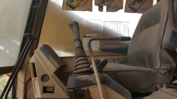 ขาย แบคโฮ CAT 330 สภาพสวยพร้อมใช้งาน เครื่องแน่นไม่หลวม ช่วงล่างดี ไฟฟ้าครบ เอกสารเล่มทะเบียนครบ ขาย แบคโฮ CAT 330 สภาพสวยพร้อมใช้งาน เครื่องแน่นไม่หลวม ช่วงล่างดี ไฟฟ้าครบ เอกสารเล่มทะเบียนครบ