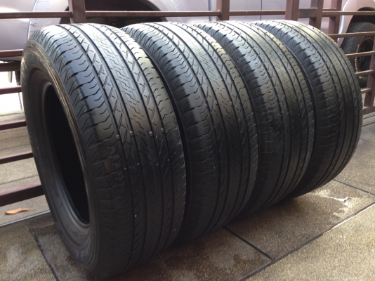 ยาง Bridgestone 265 65 17 ปี14 ปลายปี13 อย่างล่ะคู่ ดอกเต็ม เนื้อนิ่มๆ ราคาไม่แพง