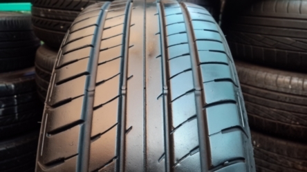 ขายยาง185/55/15 ยาง DUNLOP SP SPORT 230 ปี 0413 (4เส้น )