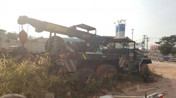 ขาย รถเรียว 3 เพลา ติดวินส์หน้า-หลัง พร้อมเครน 3 ตัน คัสซีสวยตลอดเส้น เครื่องยนต์เบนซิน เบรคทิฟฟี่ พวงมาลัยพาวเวอร์ เอกสารชุดประมูล ราคาต่อรองได้ครับ ขาย รถเรียว 3 เพลา ติดวินส์หน้า-หลัง พร้อมเครน 3 ตัน คัสซีสวยตลอดเส้น เครื่องยนต์เบนซิน เบรคทิฟฟี่ พวงมาลัยพาวเวอร์ เอกสารชุดประมูล ราคาต่อรองได้ครับ