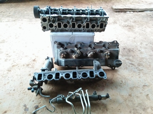 ขายฝาสูบยกชุด ชุดไอดี ราง วีโก้ 2500 ครบๆ ราคา 11500 ครับ อื่นๆ