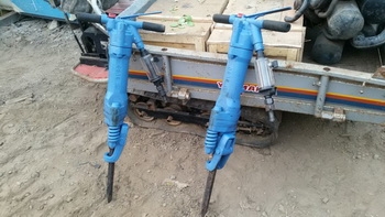 ขาย หัวเจาะ แย๊กปูน คอนกรีต ของใหม่ 38 kg พร้อมดอก ใช้ลม รุ่น SL80