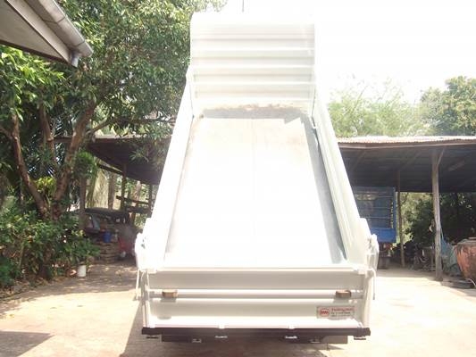 ฝากขายรถดั้ม6ล้อ เมกก้า 175 แรง ปี52 สภาพพร้มใช้