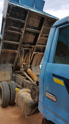 ขายรถดัมพ์6ล้อ อีซูซุKS115 แชชซีสวยเครื่องดี เฟืองท้าย6น็อต เพาเวอร์ เอกสารเช่มทะเบียนครบ หัวยกได้