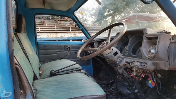 ขายรถดัมพ์6ล้อ อีซูซุKS115 แชชซีสวยเครื่องดี เฟืองท้าย6น็อต เพาเวอร์ เอกสารเช่มทะเบียนครบ หัวยกได้