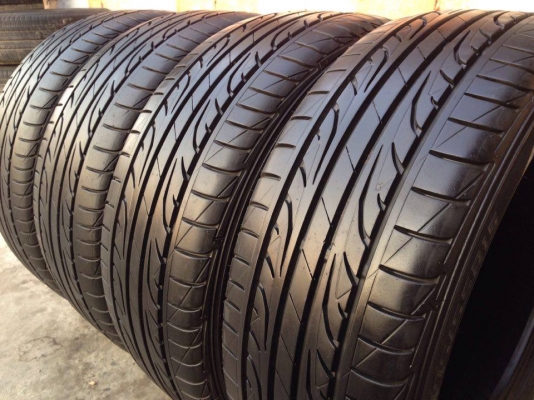 ยาง DUNLOP 195-55-15 ปี 13 ครบชุด 4 เส้น 3500  ไม่ควรพลาดสภาพสวยๆยางนิ่มๆไม่บวมดอกยางเหลือเยอะเอาไปวิ่งกันใด้อีกยาวค่ะ