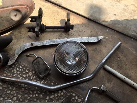 โละ ทั้งกองเหมาๆ อะไหล่mocyc แนวๆ