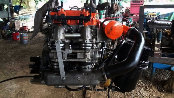 เครื่องเจทสกี Hydrospace S4 เครื่องถอดจากเรือ มีครบทุกอย่างแต่ข้อเหวี่ยงเสีย