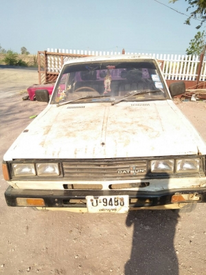 ขายกะบะดัทสัน 28000 บาท เครื่องดี 089-5498253