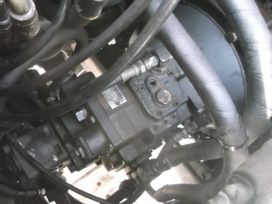 ขายรถขุดเล็กโกเบโก้ Kobelco รุ่น SK045-2 #PY-03229 รถนำเข้าจากญี่ปุ่นค่ะ สภาพดี โทรสอบถามราคา 061-4194022 ใหม่ค่ะ