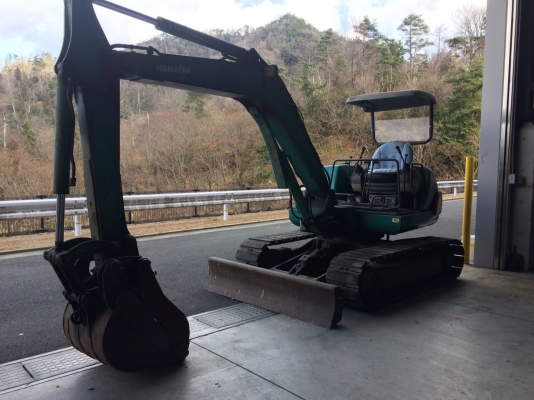 ขายรถขุดเล็ก โคมัตสุ Komutsu รุ่น PC045-1 #1588 รถญี่ปุ่นค่ะ สภาพดี สอบถามราคาที่ 061-4194022 ใหม่ค่ะ ขายรถขุดเล็ก โคมัตสุ Komutsu รุ่น PC045-1 #1588 รถญี่ปุ่นค่ะ สภาพดี สอบถามราคาที่ 061-4194022 ใหม่ค่ะ