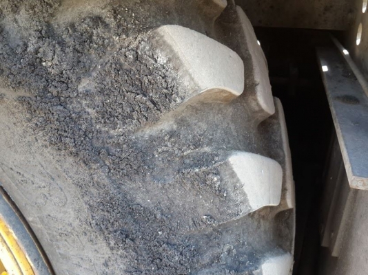 รถปูยาง SUMITOMO HA60W-5 รถนำเข้ายังไม่เคยผ่านการใช้งานในไทยครับ