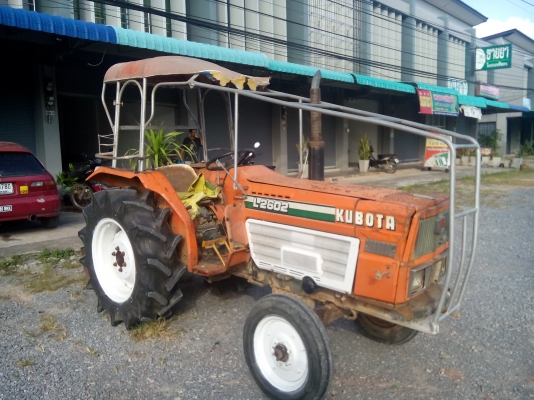 รถไถ่คูโบต้า L 2602. 4 สูบ เพลาเดียว  พร้อมใช้งาน..