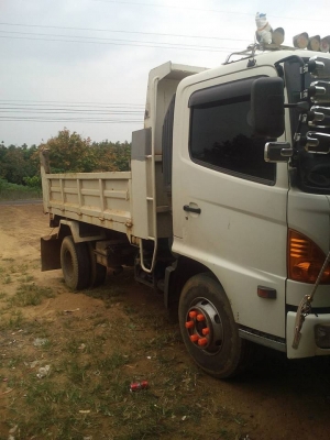 6ล้อดั้มดิน HINO MEGA SERIES-500 FC9J-175 แรง ห้างแท้ ปี55 เครื่อง/เกียร์/ช่วงล่าง เดิมๆ หัวบาง ดั้มเหล็ก4.0ม. ยาง8.25/16 ทิฟฟี่/พาวเวอร์/แอร์ ครบ สวย พร้อมใช้ เล่มครบ **ขาย HINO MEGA ซีรี่ย์ 500 FC9J-175แรง 6ล้อดั้มดิน5คิว รถห้างแท้ 6ล้อดั้มดิน HINO MEGA SERIES-500 FC9J-175 แรง ห้างแท้ ปี55 เครื่อง/เกียร์/ช่วงล่าง เดิมๆ หัวบาง ดั้มเหล็ก4.0ม. ยาง8.25/16 ทิฟฟี่/พาวเวอร์/แอร์ ครบ สวย พร้อมใช้ เล่มครบ **ขาย HINO MEGA ซีรี่ย์ 500 FC9J-175แรง 6ล้อดั้มดิน5คิว รถห้างแท้