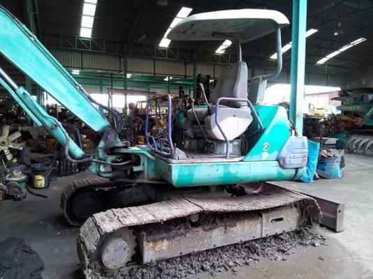 ขายรถแบคโฮ komatsu pc40-7E เอกสารอินวอยด์ พร้อ มใช้ ขายรถแบคโฮ komatsu pc40-7E เอกสารอินวอยด์ พร้อ มใช้