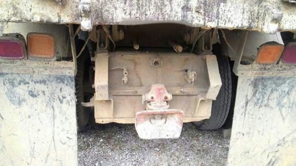 รถมิตซู 10 ล้อดั้ม FN527M - TF  220 แรงม้า. ปี 45.    สนใจติดต่อ  081 - 6079515