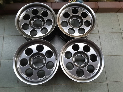 ล้อ PIAA 6/139 ขอบ 16*8 ET+10 สภาพสวยๆ 1ชุด