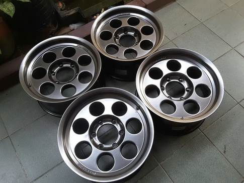 ล้อ PIAA 6/139 ขอบ 16*8 ET+10 สภาพสวยๆ 1ชุด