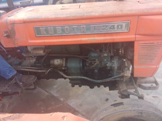 รถไถ KUBOTA L240