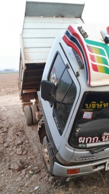 ดั้มพ์ เมก้า 175 แ5ง ปี 55 และดั้มพ์ สมอเงิน  ราคา  1,500,000 บาท