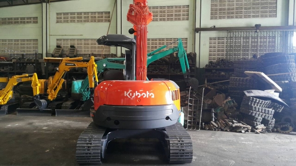 ขาย รถขุด KUBOTA  รุ่น RX502 มือสองญี่ปุ่น แทรกเหล็ก บูมสไลด์ สลักแน่น ทั้งคัน  คอนโทรลสั้น ทำงานไว สวยพร้อม ใช้งาน มือถือ/LINE ID : 0818753444