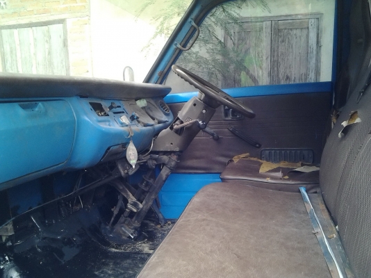 ขายด่วน KOMATSU PC30-6 กับ เทรลเลอร์ ISUZU 6 ล้อ ยกคู่ พร้อมทะเบียน (โปรโมชั่น ราคานี้ทำสีให้ทั้ง 2 คัน) ขายด่วน KOMATSU PC30-6 กับ เทรลเลอร์ ISUZU 6 ล้อ ยกคู่ พร้อมทะเบียน (โปรโมชั่น ราคานี้ทำสีให้ทั้ง 2 คัน)