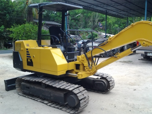 ขายด่วน KOMATSU PC30-6 กับ เทรลเลอร์ ISUZU 6 ล้อ ยกคู่ พร้อมทะเบียน (โปรโมชั่น ราคานี้ทำสีให้ทั้ง 2 คัน) ขายด่วน KOMATSU PC30-6 กับ เทรลเลอร์ ISUZU 6 ล้อ ยกคู่ พร้อมทะเบียน (โปรโมชั่น ราคานี้ทำสีให้ทั้ง 2 คัน)