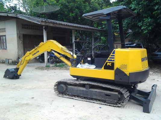 ขายด่วน KOMATSU PC30-6 กับ เทรลเลอร์ ISUZU 6 ล้อ ยกคู่ พร้อมทะเบียน (โปรโมชั่น ราคานี้ทำสีให้ทั้ง 2 คัน) ขายด่วน KOMATSU PC30-6 กับ เทรลเลอร์ ISUZU 6 ล้อ ยกคู่ พร้อมทะเบียน (โปรโมชั่น ราคานี้ทำสีให้ทั้ง 2 คัน)