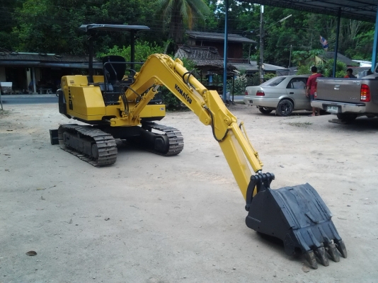 ขายด่วน KOMATSU PC30-6 กับ เทรลเลอร์ ISUZU 6 ล้อ ยกคู่ พร้อมทะเบียน (โปรโมชั่น ราคานี้ทำสีให้ทั้ง 2 คัน) ขายด่วน KOMATSU PC30-6 กับ เทรลเลอร์ ISUZU 6 ล้อ ยกคู่ พร้อมทะเบียน (โปรโมชั่น ราคานี้ทำสีให้ทั้ง 2 คัน)