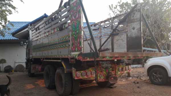 ขายสิบล้อ FM 3M 2 เพลาดรั้ม เครื่อง 240 แรง มีระบบลำโพงลากลูก รถสภาพพร้อมใช้งาน เจ้าของขายเอง 0811838154